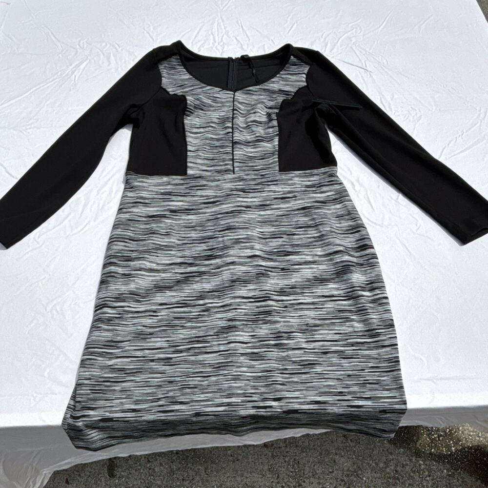 Marc New York Andrew Marc Colorblock‎ Shift Dress Black Gray Round Neck size 14